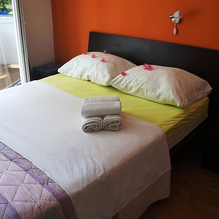 Guest House Tina راب المظهر الخارجي الصورة