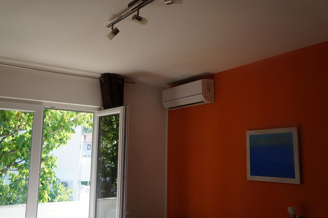 Guest House Tina راب المظهر الخارجي الصورة